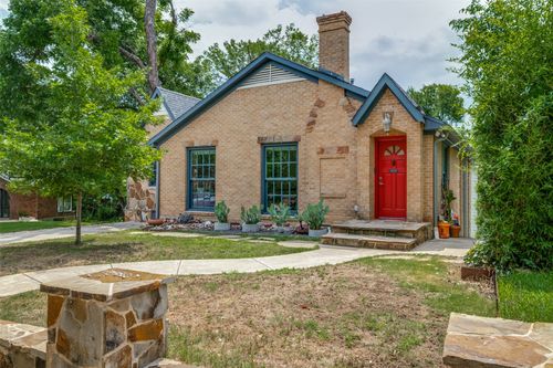 6922 San Mateo Blvd, Dallas, TX, 75223-1121 | Card Image