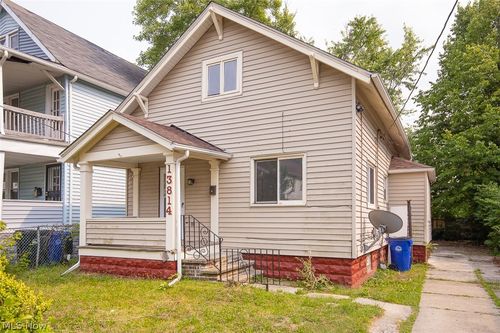 13814 Durkee Ave, Cleveland, OH, 44105-4633 | Card Image