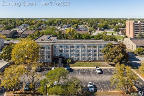 apt-415-1270 Electric Ave, Lincoln Park, MI, 48146-1859 | Card Image