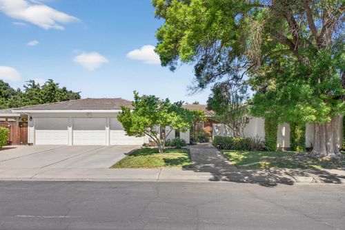 1909 Chelwood Way, Modesto, CA, 95355-4409 | Card Image