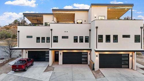 a-2398 Ridge Circle Dr, Grand Junction, CO, 81507-4656 | Card Image