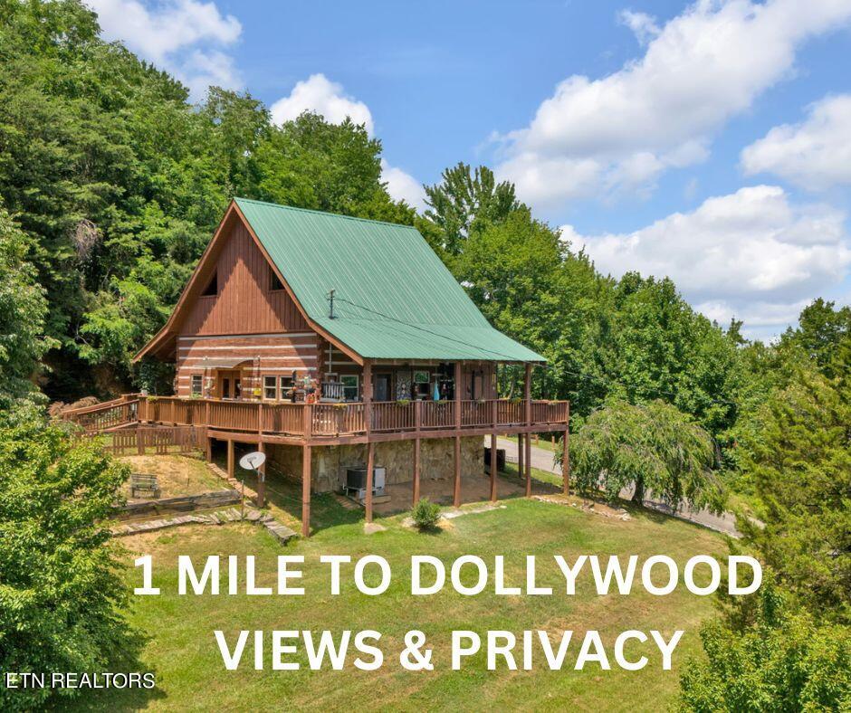 Tiffany Cove Way, Sevierville, TN 37862