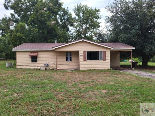 375 N Austin St, Avery, TX, 75554-9542 | Card Image