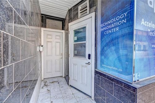 13-15 Ainslie St N, Cambridge, ON, N1R3J3 | Card Image