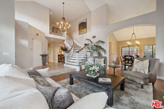 5565 Eagle Point Cir, House other with 4 bedrooms, 3 bathrooms and 3 parking in Westlake Village CA | Image 9