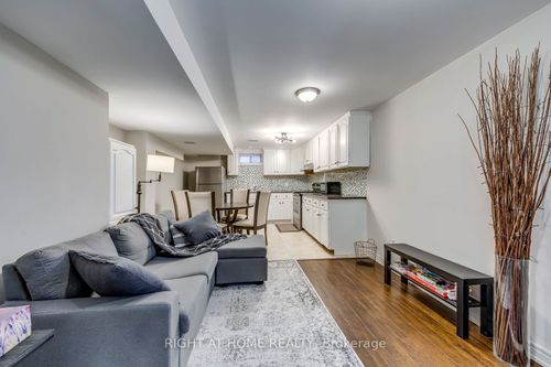 lower-56 Barberry Cres, Richmond Hill, ON, L4E4S6 | Card Image