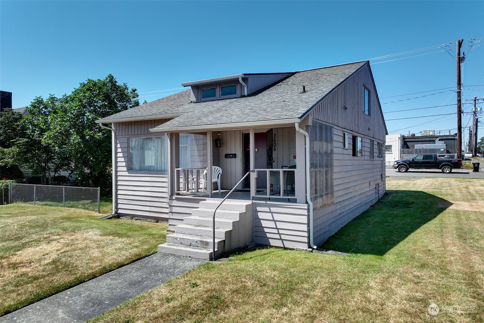 34th Ave, Seattle, WA 98126