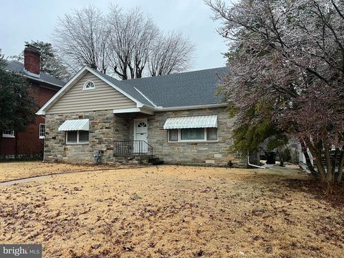 225 Mealey Pkwy, HAGERSTOWN, MD, 21742-3403 | Card Image