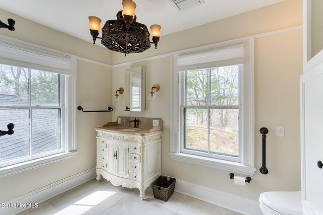 21 Stockbridge Rd, House other with 6 bedrooms, 4 bathrooms and null parking in West Stockbridge MA | Image 46