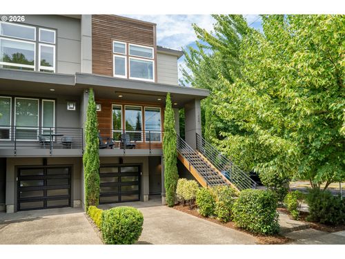 1587 Ne 22nd Ave, Portland, OR, 97232-1605 | Card Image