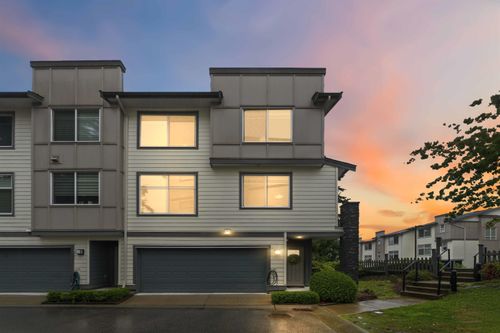 39-15633 Mountain View Dr, Surrey, BC, V3Z0W8 | Card Image