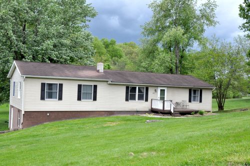 6051 E Clinton St, Albany, OH, 45710-9266 | Card Image