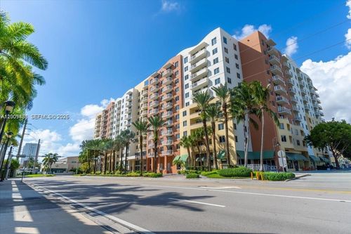 302-18800 Ne 29th Ave, Aventura, FL, 33180-2827 | Card Image