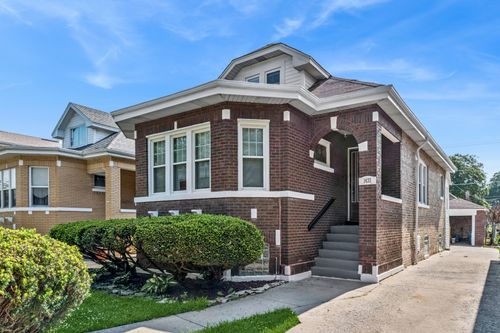 1433 S 14th Ave, Maywood, IL, 60153-1836 | Card Image