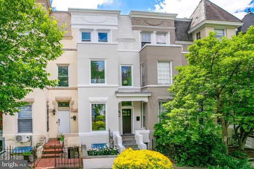 64 V St Nw, WASHINGTON, DC, 20001-1013 | Card Image