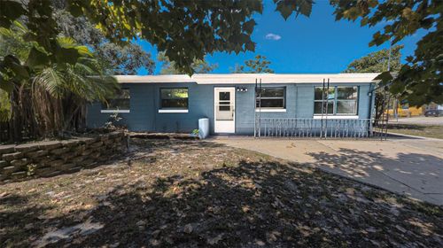 1095 Golden Isle Dr, MOUNT DORA, FL, 32757-4605 | Card Image