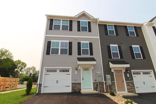 34 Apple Wood Ln, HARRISONBURG, VA, 22801-3281 | Card Image