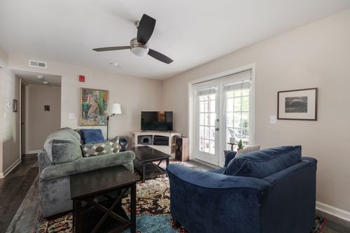 23b-5025 Hillsboro Pike, Nashville, TN, 37215-3726 | Card Image