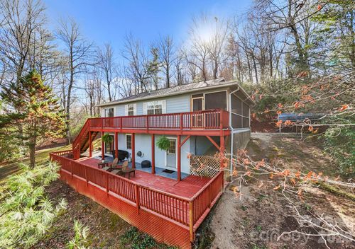 124 Flat Creek Rd, Lake Toxaway, NC, 28747-9301 | Card Image