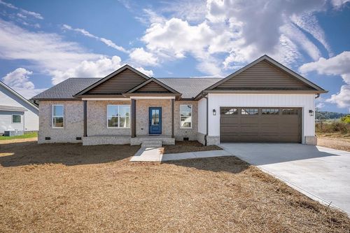 235 Dairy Barn Rd, Sparta, TN, 38583-2280 | Card Image