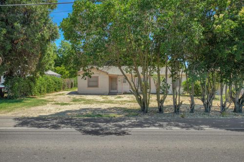 4030 E Monte Vista Ave, Denair, CA, 95316-8523 | Card Image