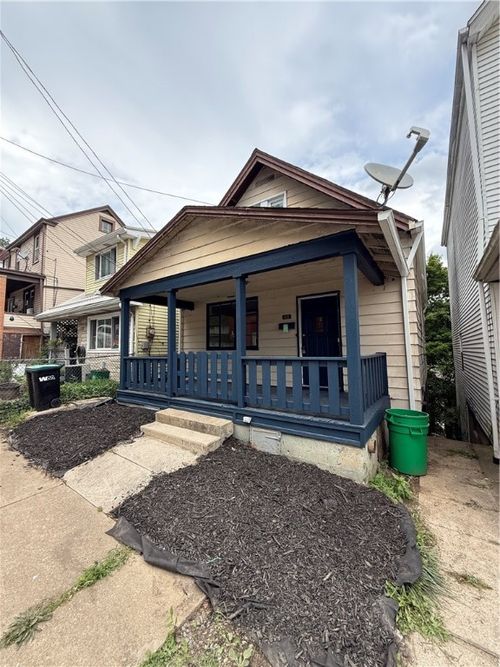 42 Hickory St, Etna, PA, 15223-1908 | Card Image