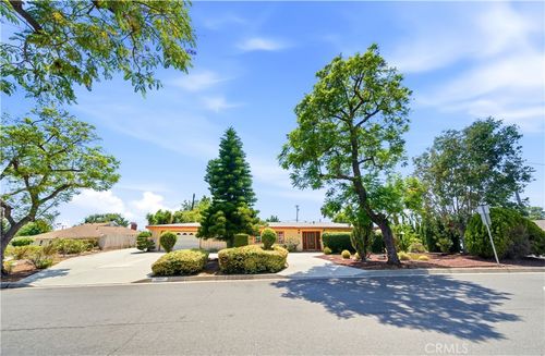 10007 Bogardus Avenue, Whittier, CA, 90603 | Card Image