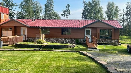 225 Small Cir, Soldotna, AK, 99669-7717 | Card Image