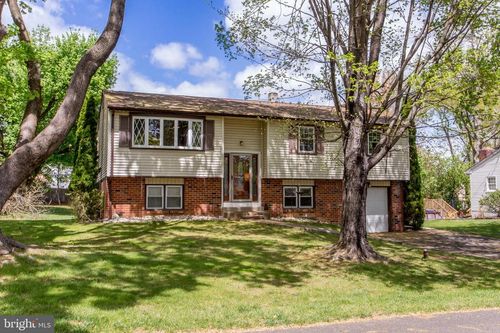 316 Crestwood Ave, FEASTERVILLE TREVOSE, PA, 19053-2419 | Card Image