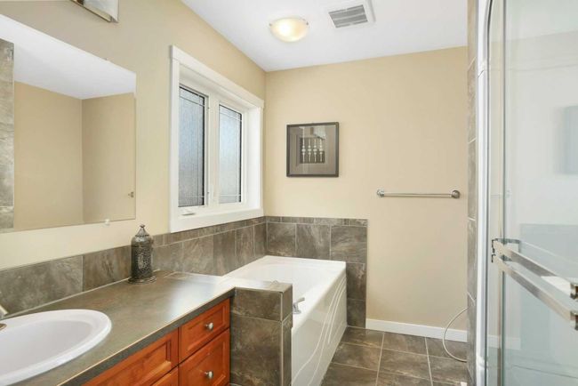 35 Oberg Court, House other with 3 bedrooms, 3 bathrooms and 4 parking in Red Deer AB | Image 12