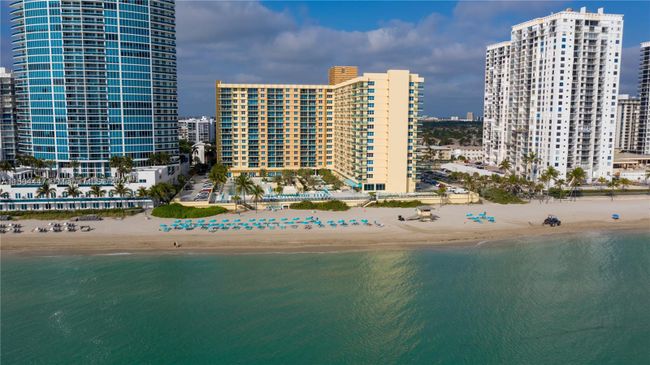 PH17 - 2501 S Ocean Dr, Condo with 1 bedrooms, 1 bathrooms and null parking in Hollywood FL | Image 54