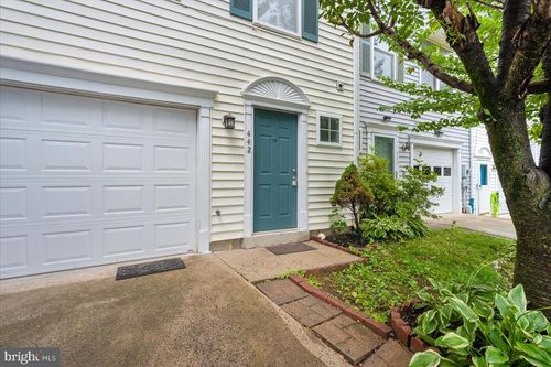 442 Blossom Ln, FREDERICK, MD, 21701-1267 | Card Image