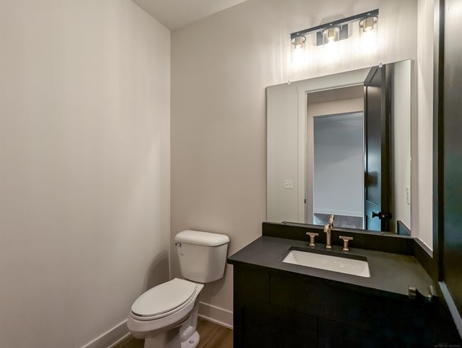 Powder Room | Image 13