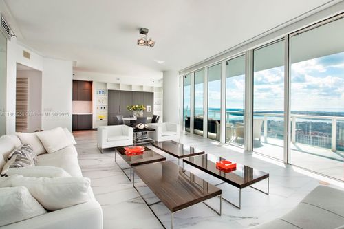 apt-3701-100 S Pointe Dr, Miami Beach, FL, 33139-7375 | Card Image