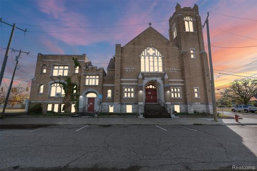 7000 W Chicago, Detroit, MI, 48204-4361 | Card Image