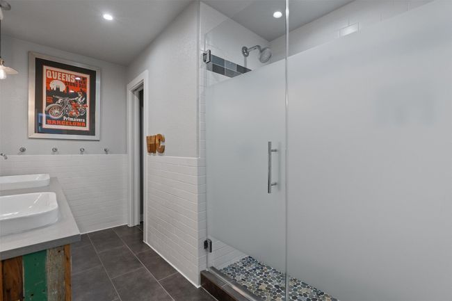 10933 Beachmont Ln, House other with 5 bedrooms, 3 bathrooms and 2 parking in Austin TX | Image 22