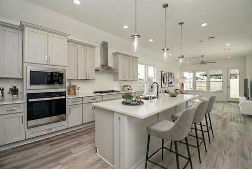 25334 Balvaird Dr, Katy, TX, 77493-6581 | Card Image