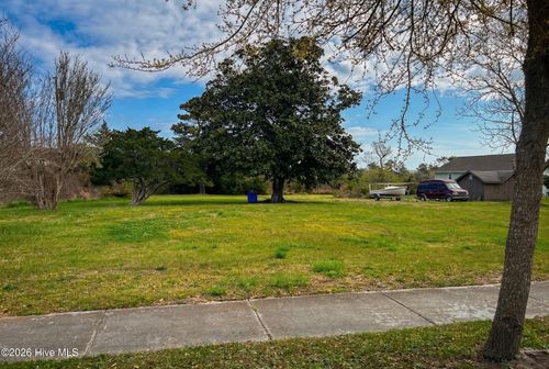 707 Mulberry St, Beaufort, NC, 28516-1921 | Card Image