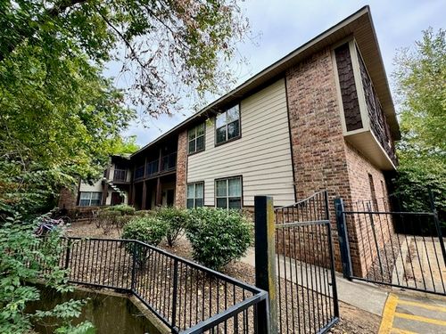 apt-6-1355 N Oakland Ave, Fayetteville, AR, 72703-1529 | Card Image