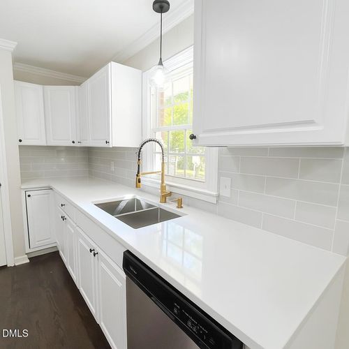 518 E 3rd St, Wendell, NC, 27591-9410 | Card Image