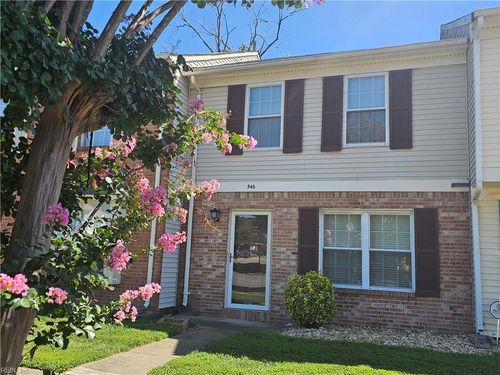 546 Hollomon Dr, Hampton, VA, 23666-4953 | Card Image