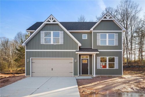 123 Indian Wells Court, Harmony, NC, 28634 | Card Image