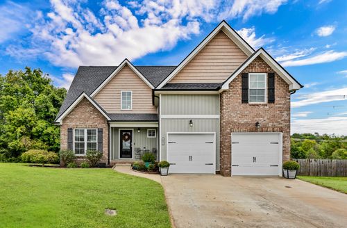 1037 Quiver Ln, Clarksville, TN, 37043-8413 | Card Image