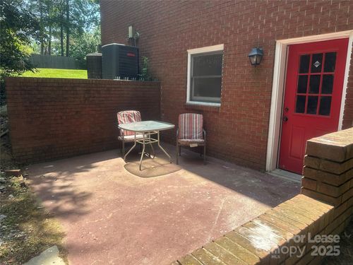 1122 Autumnwood Ln, Charlotte, NC, 28213-5733 | Card Image
