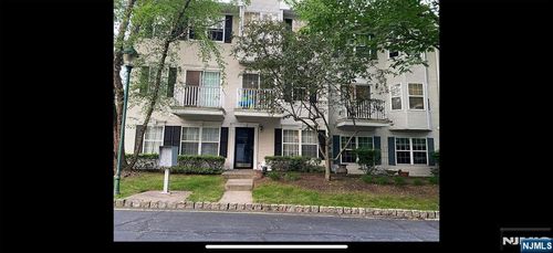 2088 Edward Ct, Mahwah, NJ, 07430-3808 | Card Image