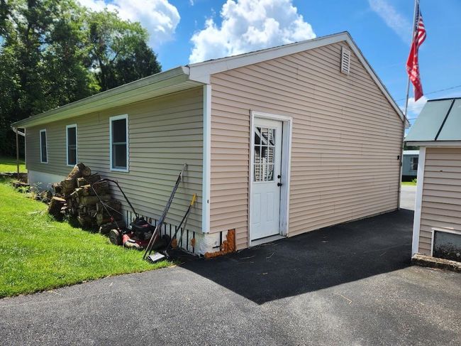 46 Hillside Ave, House other with 3 bedrooms, 1 bathrooms and null parking in East Barre VT | Image 8