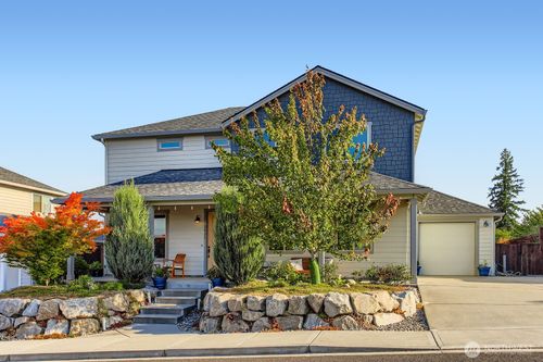 2025 E 9th St, La Center, WA, 98629-3078 | Card Image
