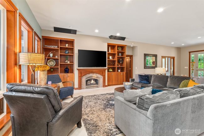 5417 Boulevard Extension Rd Se, House other with 3 bedrooms, 6 bathrooms and 4 parking in Olympia WA | Image 7