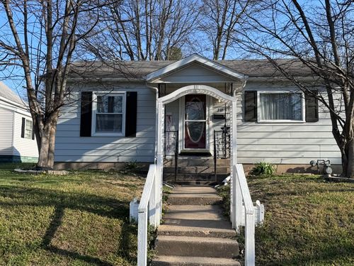 212 W Allmon St, Salem, IL, 62881-1203 | Card Image