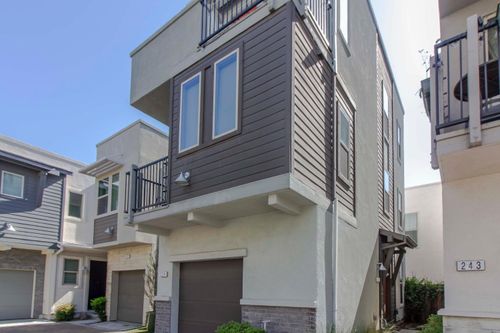 239 Log Pond Ln, Sacramento, CA, 95818-1135 | Card Image